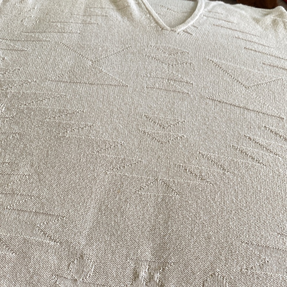 AE Cream Hooded Knit Sweater - Picture 7 of 7